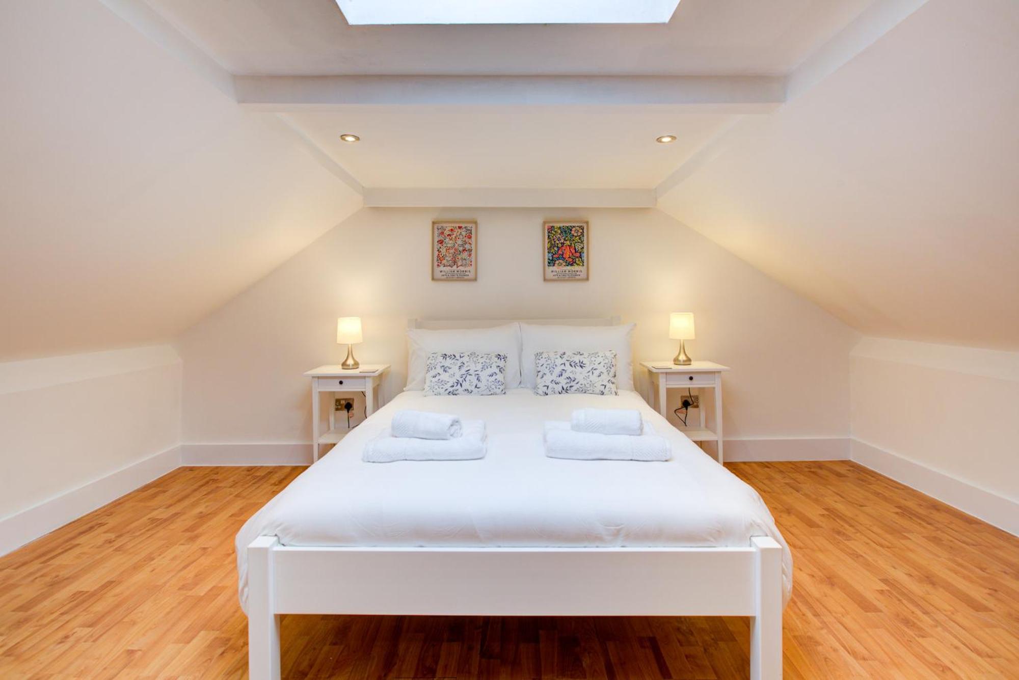 Wonderful Two-Bedroom Apartment London Eksteriør bilde