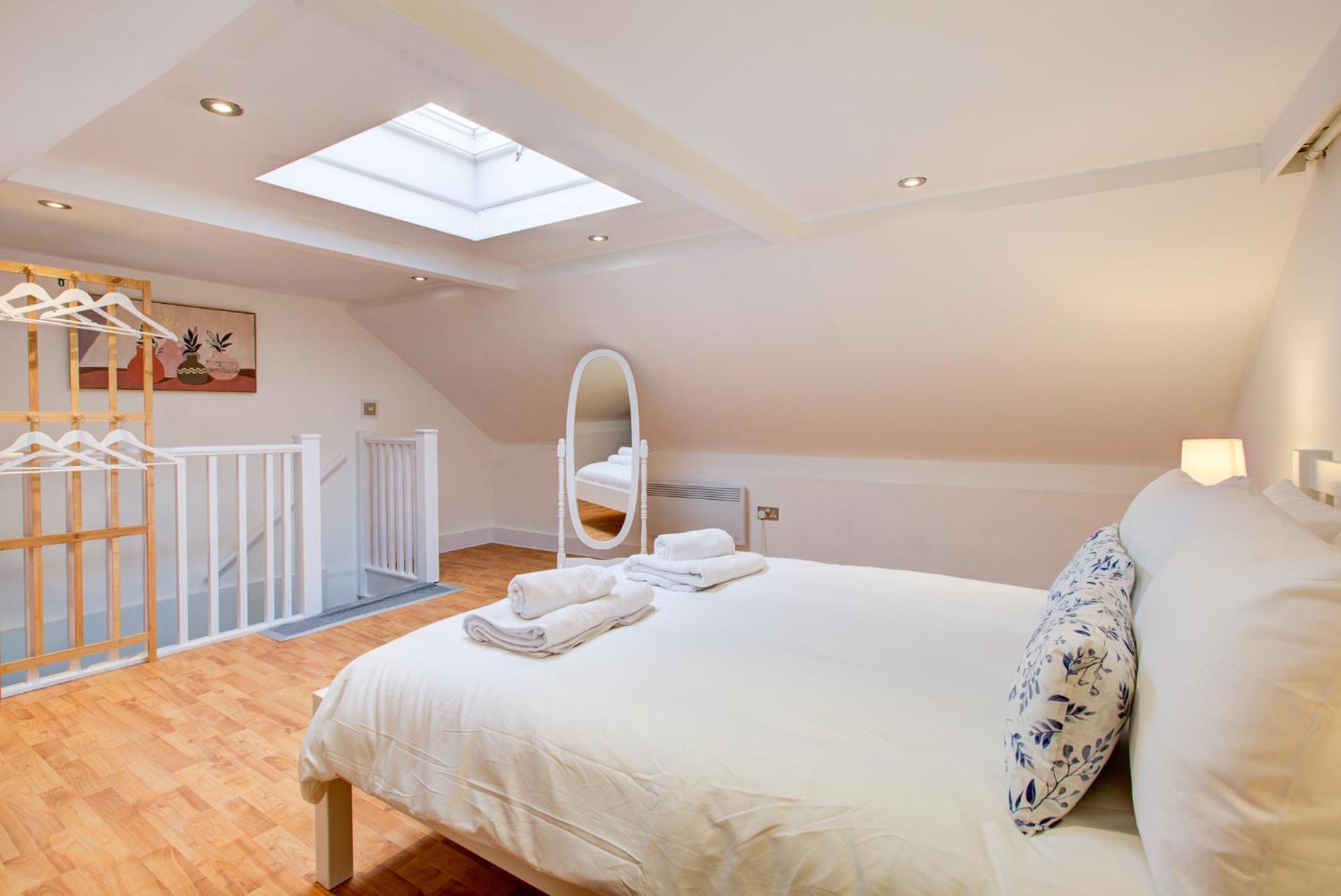 Wonderful Two-Bedroom Apartment London Eksteriør bilde