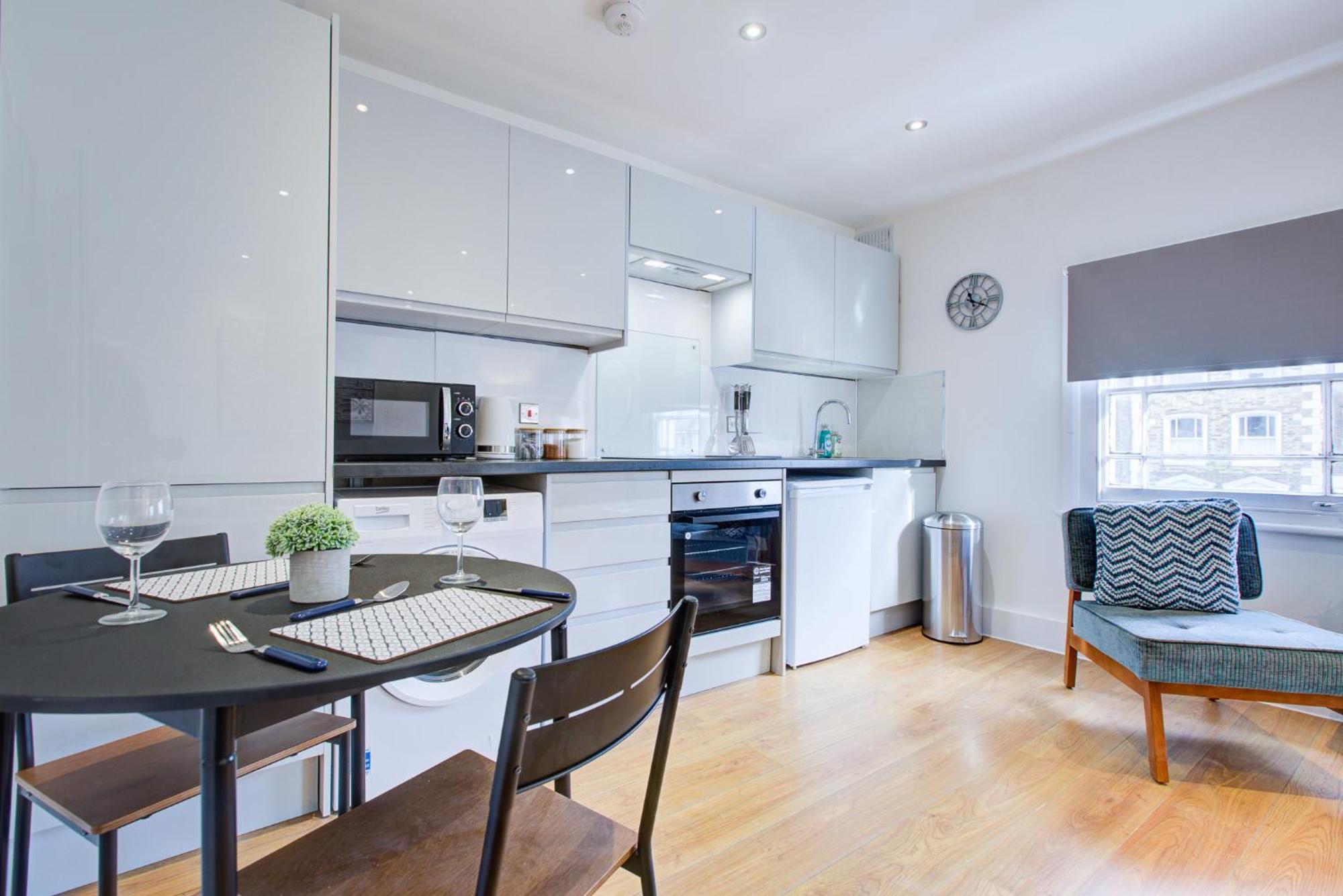 Wonderful Two-Bedroom Apartment London Eksteriør bilde