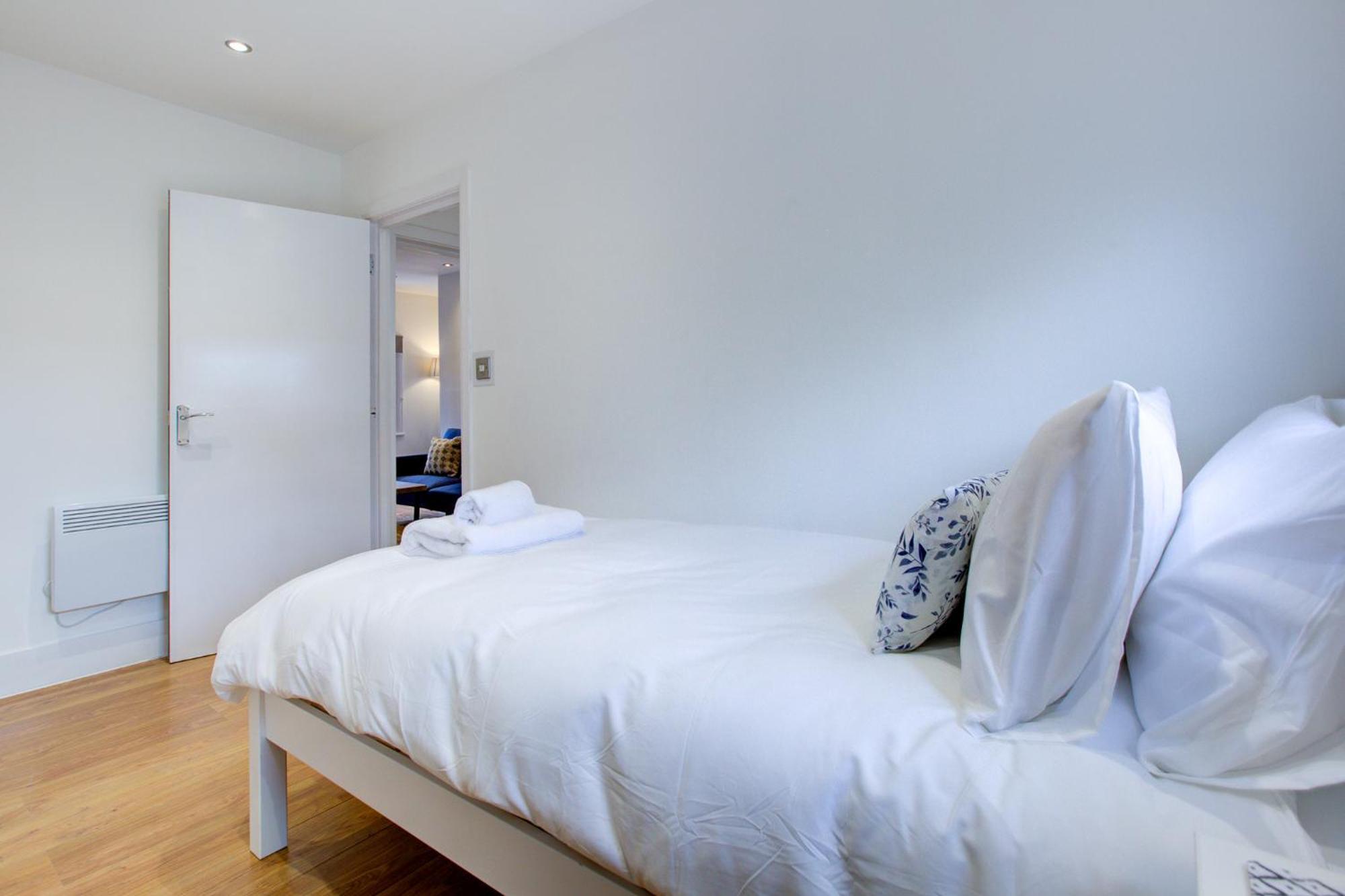 Wonderful Two-Bedroom Apartment London Eksteriør bilde